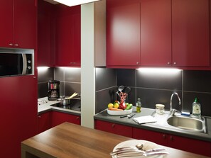1 bedroom, in-room safe, desk, laptop workspace
