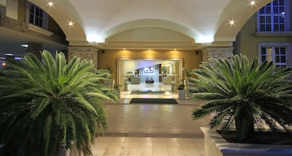 Holiday Inn Monclova by IHG
