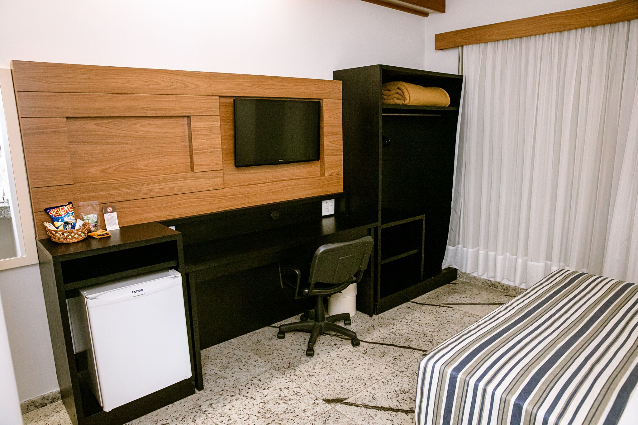 superior double room, 1 queen bed | 1 bedroom, minibar, laptop workspace, soundproofing