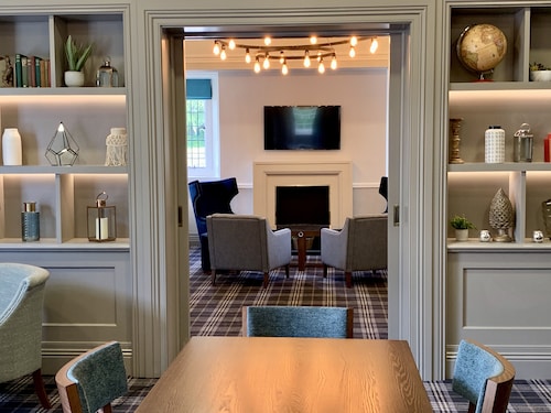 Best Western Chilworth Manor Hotel