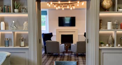 Best Western Chilworth Manor Hotel