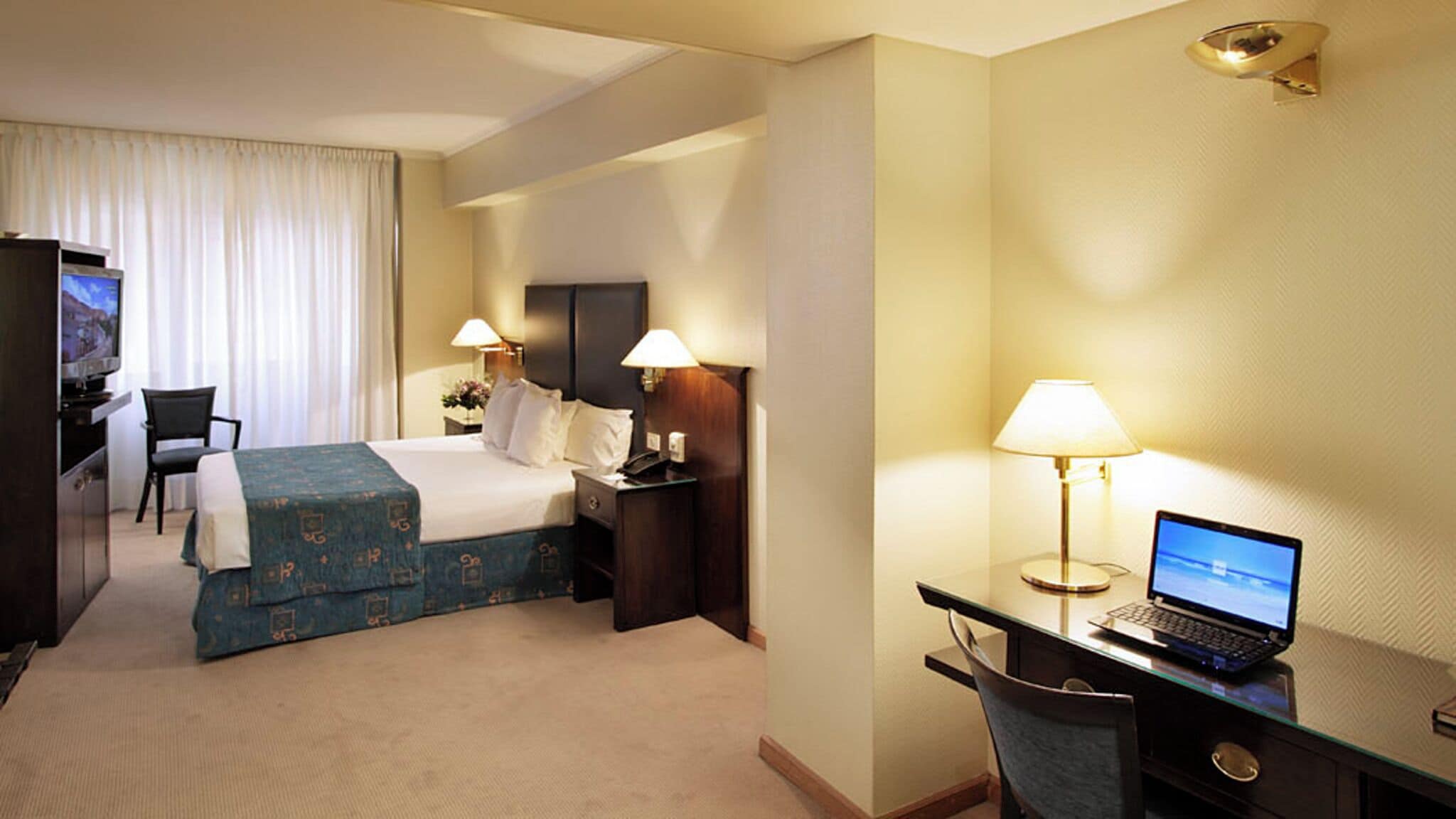 Premium bedding, minibar, in-room safe, desk