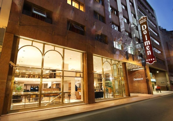 Front of property – evening/night