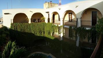 Aromatherapy, body scrubs, facials, massages