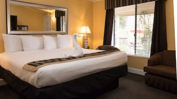 Standard Room, 1 King Bed | Iron/ironing board, free WiFi, bed sheets