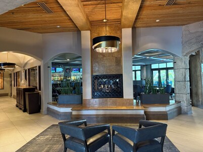 Tuscany Suites & Casino