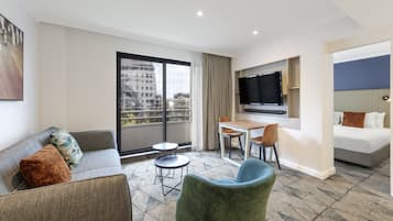 Deluxe Room, 1 Bedroom | Living area