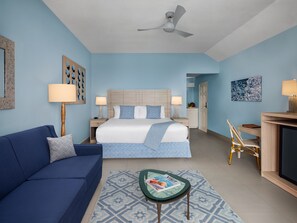 In-room safe, blackout drapes, iron/ironing board, free WiFi - The Reefs Resort & Club (Southampton Parish)