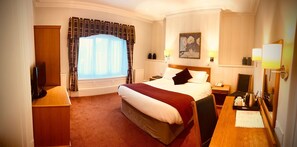 Family Room, Non Smoking (Multiple Beds) | Desk, blackout drapes, iron/ironing board, free WiFi