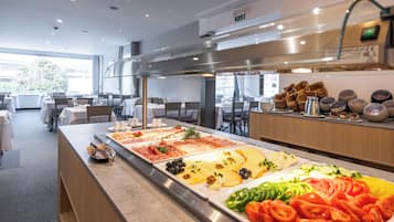 Tägliches inbegriffenes Frühstücksbuffet