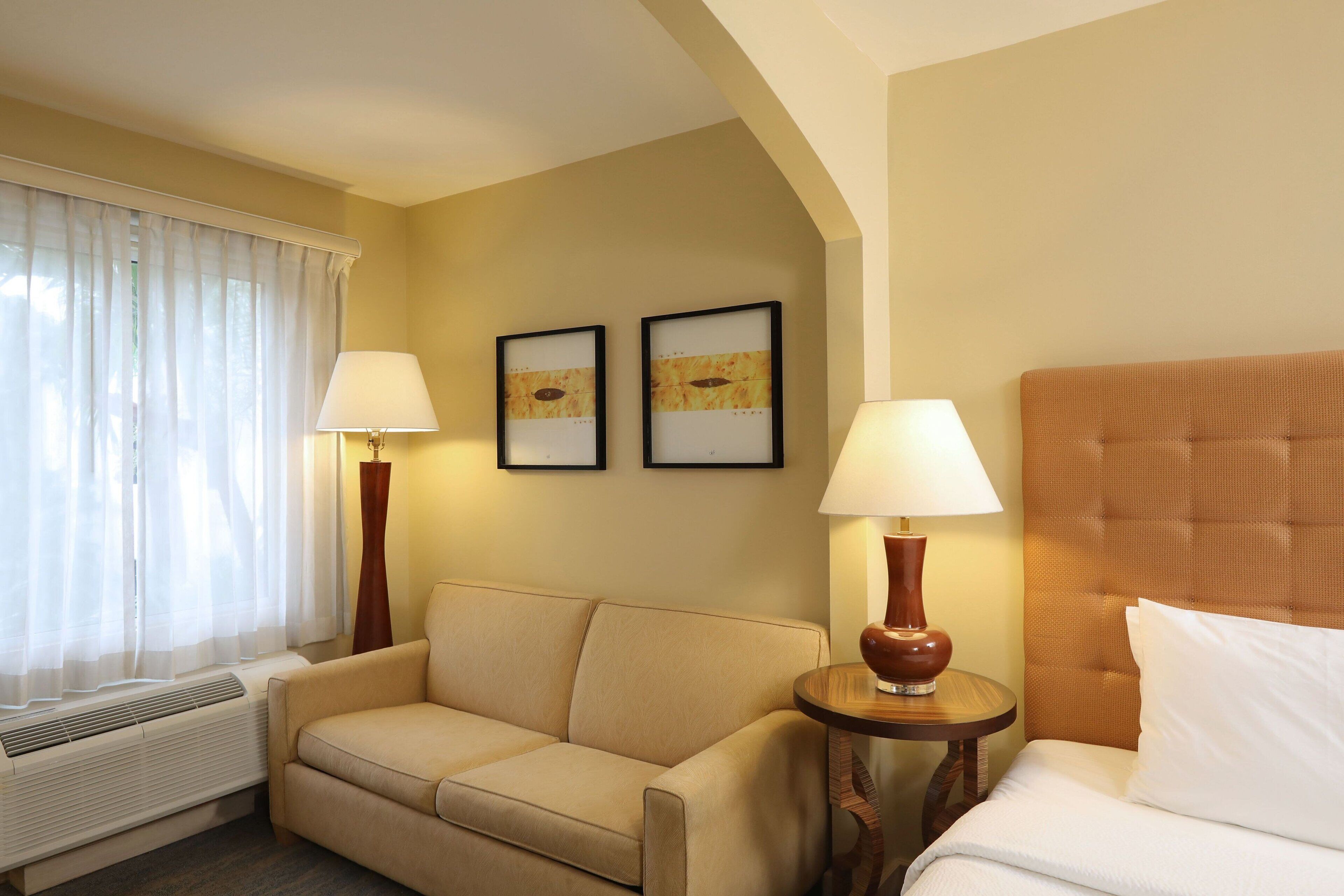 deluxe room, 1 king bed | premium bedding, pillow-top beds, in-room safe, desk
