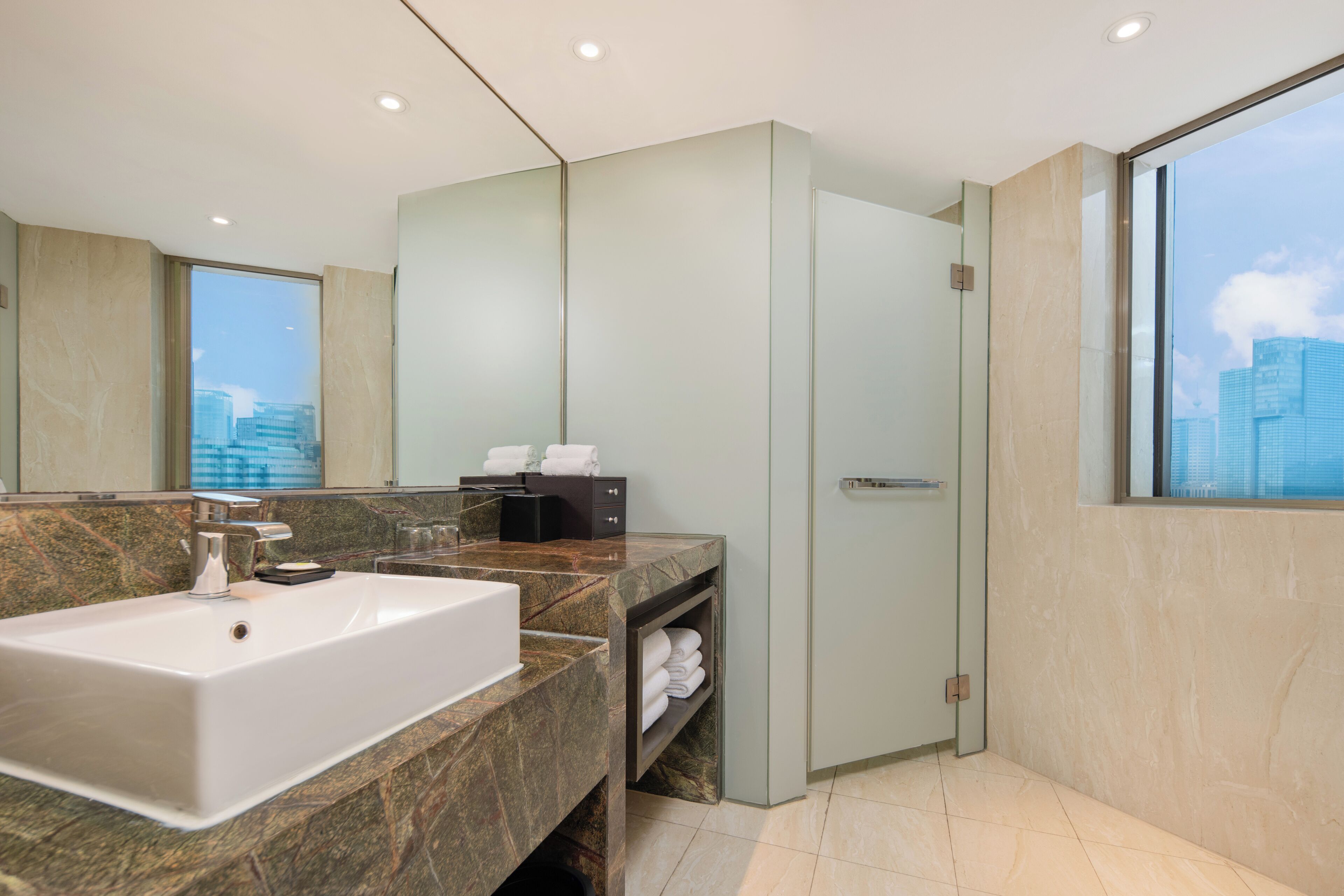 Photo - Shanghai Qilu Hotel