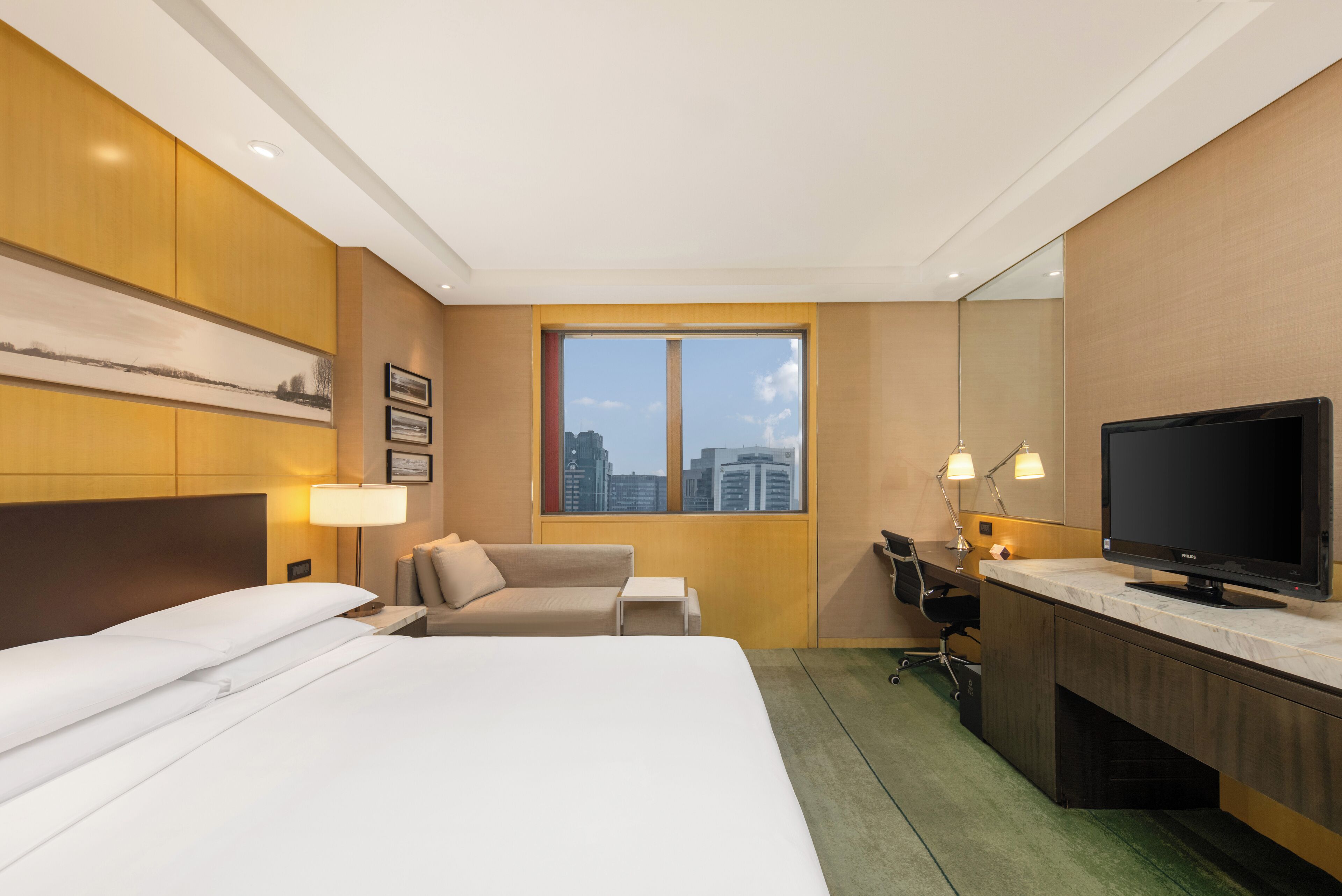 Classic Single Room | Down comforters, minibar, in-room safe, desk