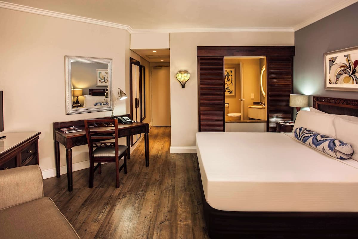Executive Room | In-room safe, desk, laptop workspace, free WiFi