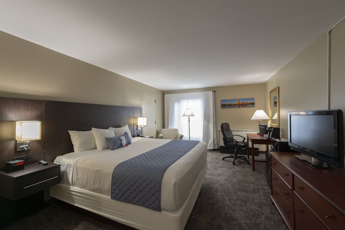 Standard Room, 1 King Bed