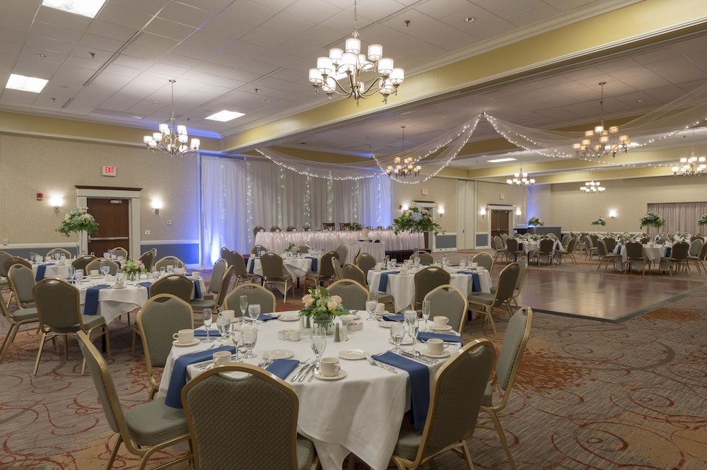 RIT Inn & Conference Center photo 4