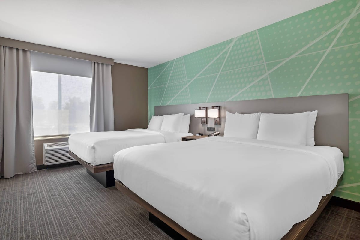 Standard Room, 2 Queen Beds, Non Smoking