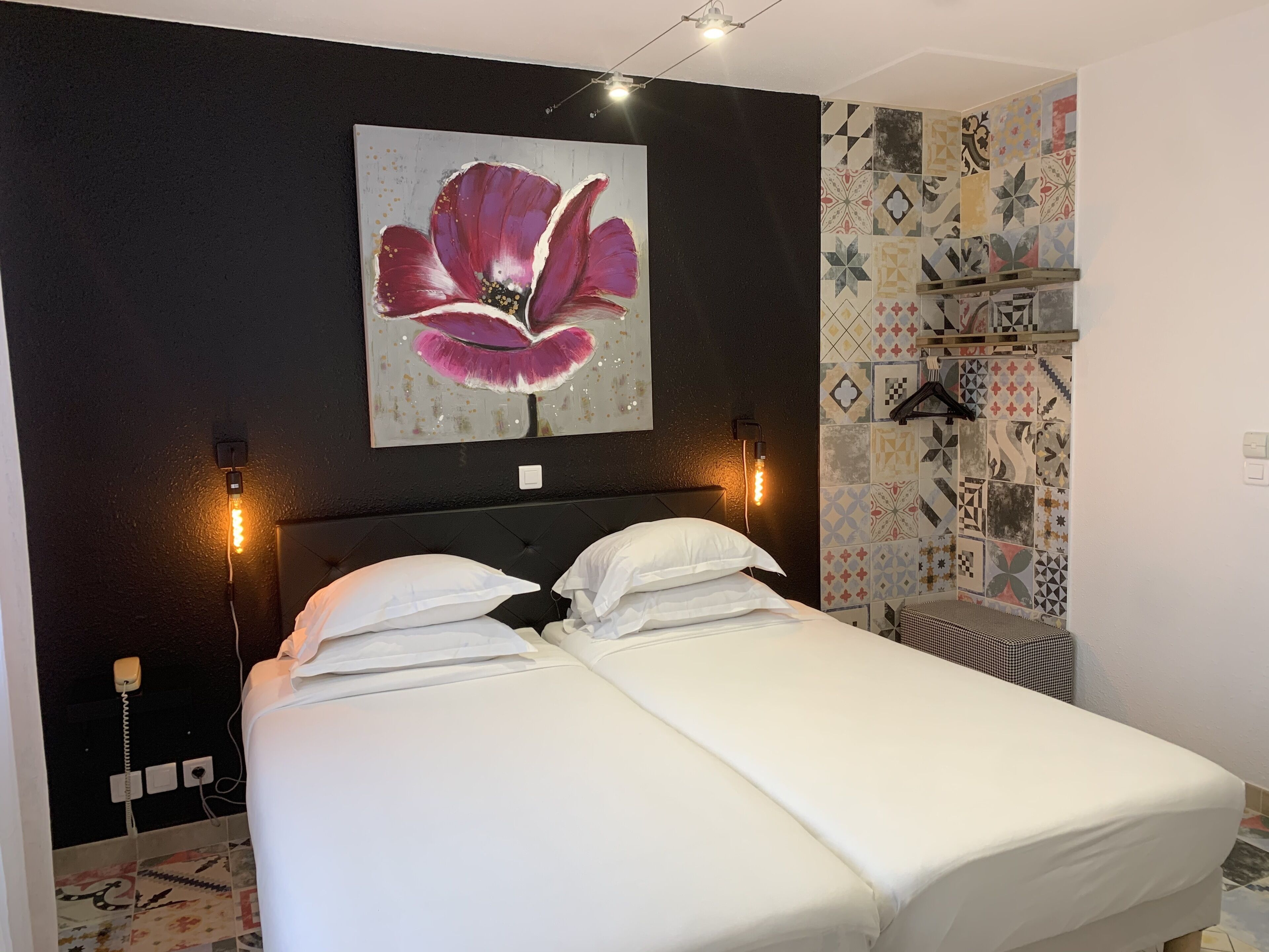 double room | desk, soundproofing, iron/ironing board, cots/infant beds