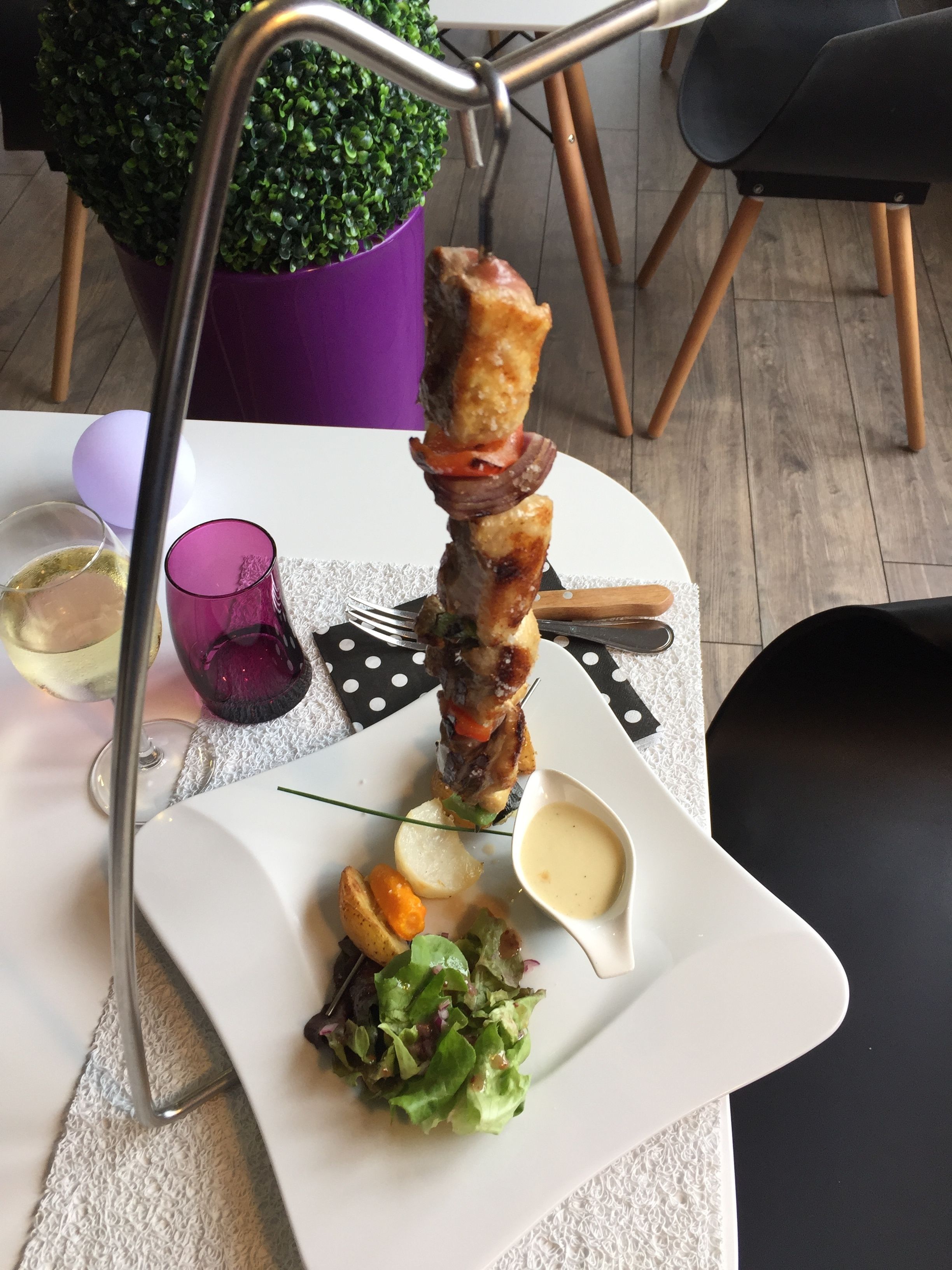 dinner served, french cuisine, al fresco dining