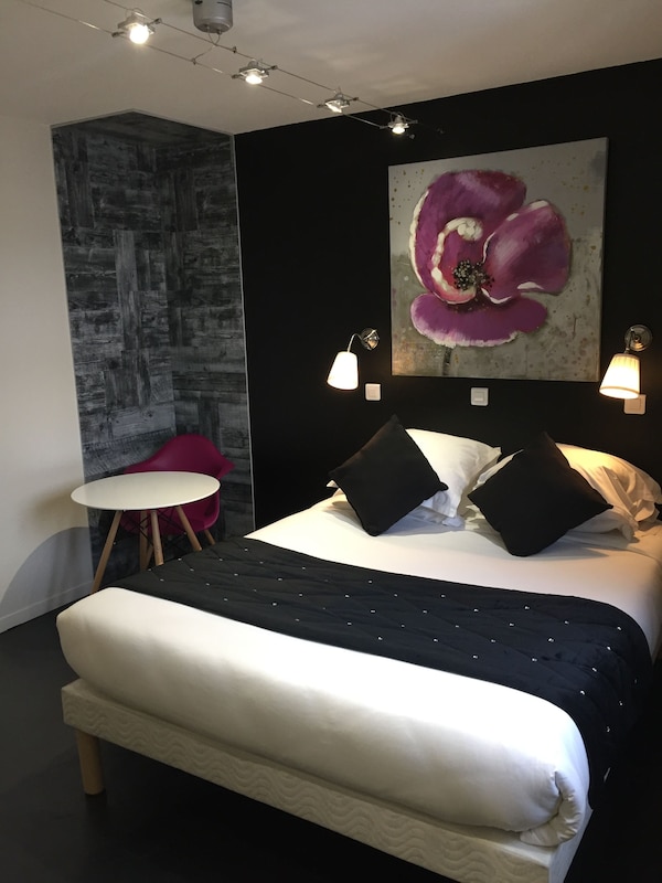 Hôtel Restaurant Baryton - Giverny