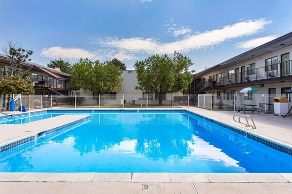 Seasonal outdoor pool