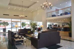 Lobby - Hotel Misión Monterrey Centro Histórico (Monterrey)