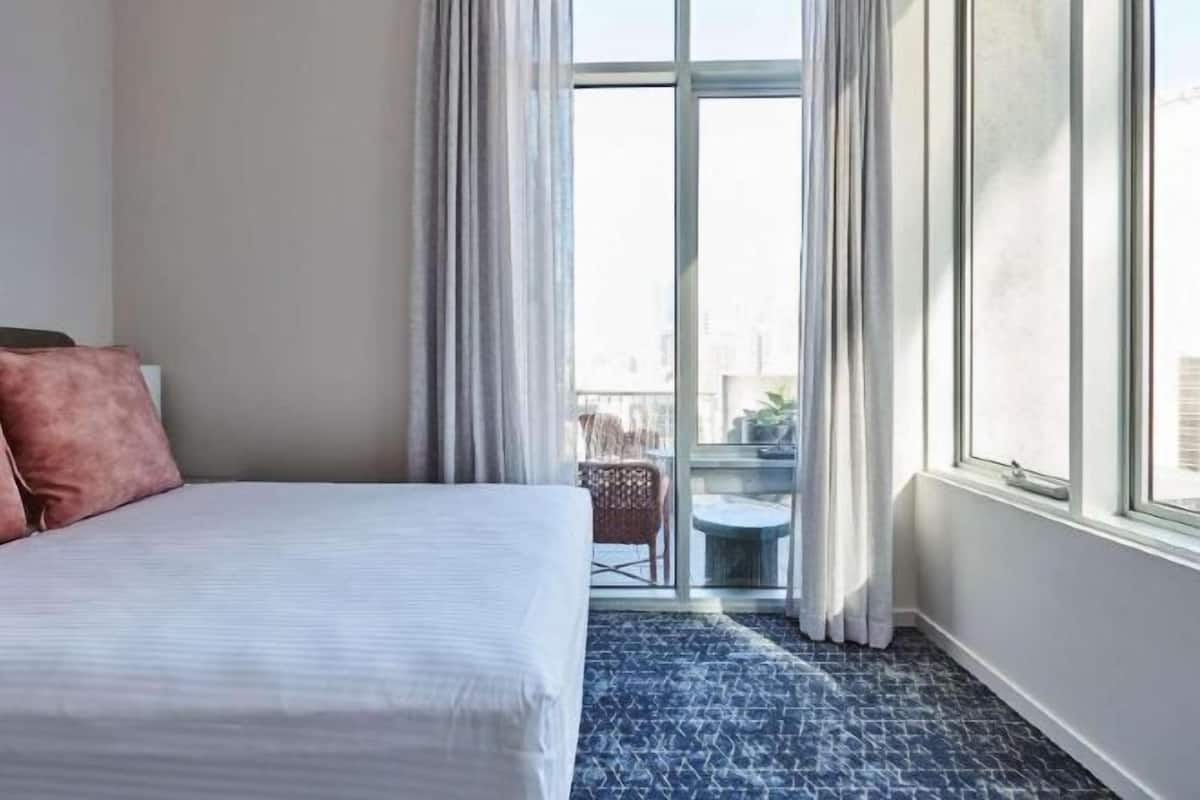1 bedroom, in-room safe, individually decorated, individually furnished