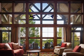 Lobby lounge - Marriott's Willow Ridge Lodge (Branson)