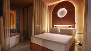 Nesting Private Suite