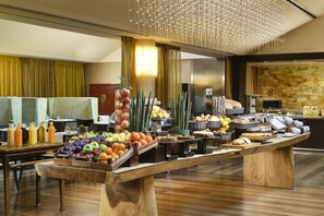 Daily buffet breakfast (EUR 19 per person)