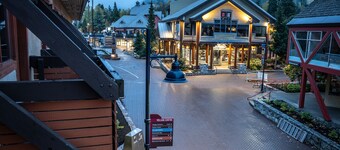 Blackcomb Lodge