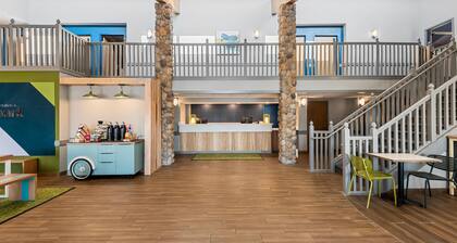 Spark by Hilton Cedar Falls