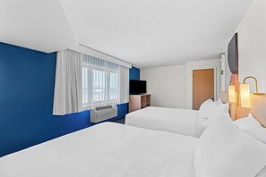 Room, Multiple Beds | In-room safe, individually decorated, individually furnished, desk - Spark by Hilton Cedar Falls (Cedar Falls)