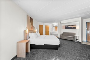 Room, 1 King Bed with Sofa bed | Living area | 32-inch LCD TV with cable channels, TV - Spark by Hilton Cedar Falls (Cedar Falls)