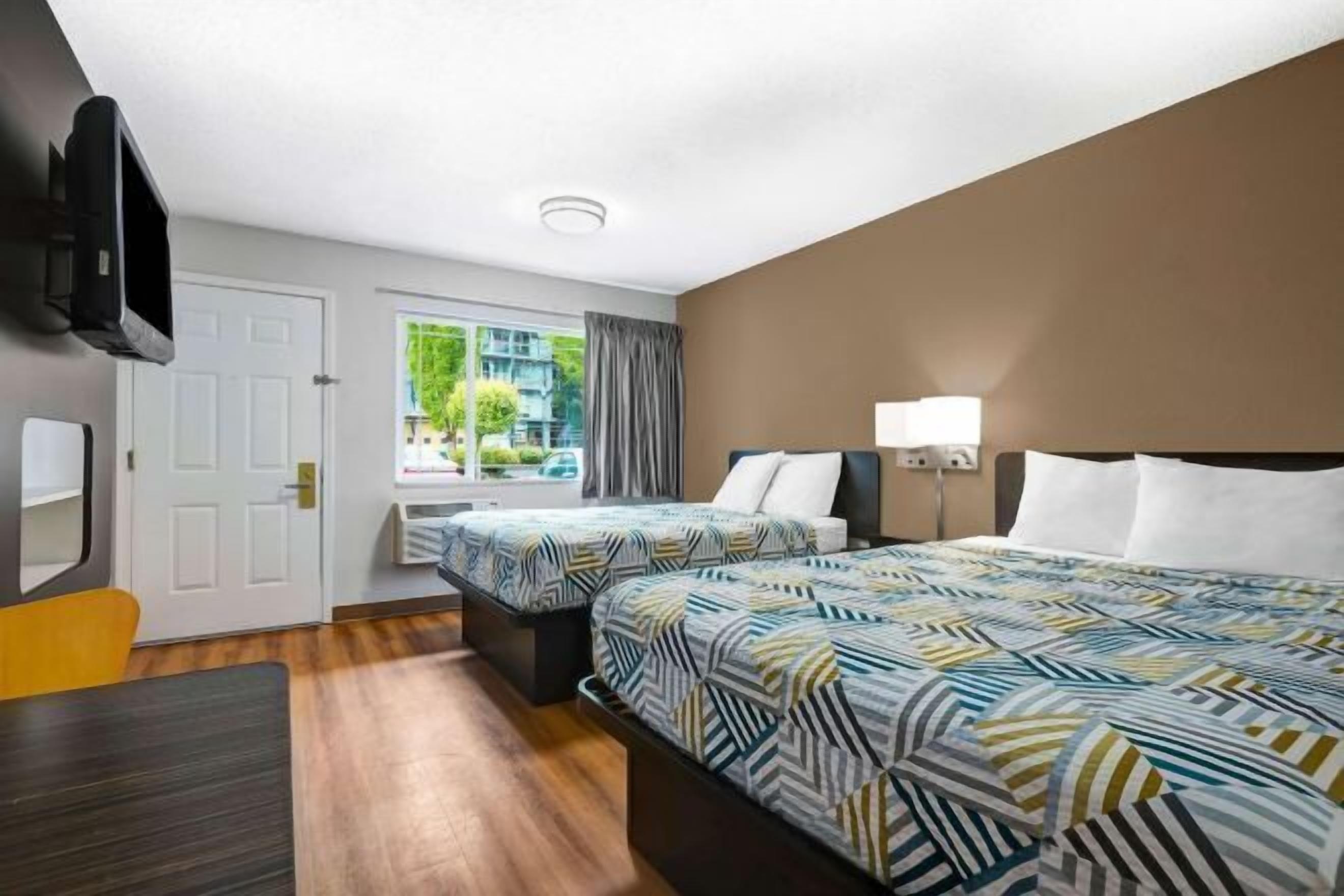 Safe på rommet, wi-fi (inkludert) og sengetøy