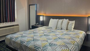 In-room safe, free WiFi, bed sheets