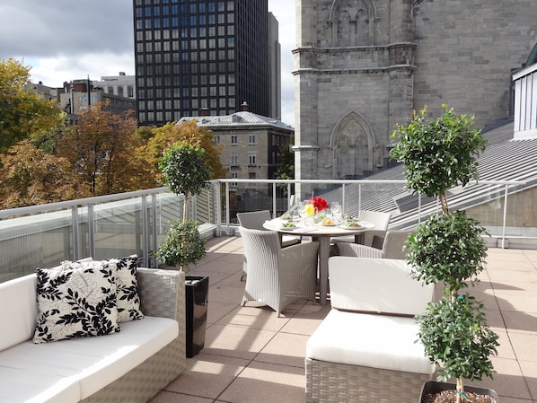Superior-Suite, 1 King-Bett und Schlafsofa (Penthouse du Vieux-Port)
