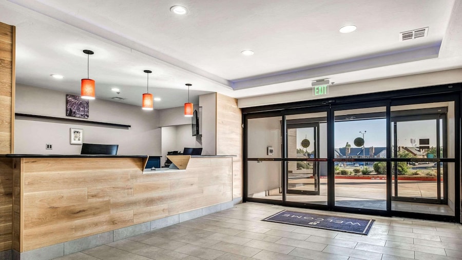 Country Inn & Suites by Radisson, Oklahoma City at Northwest Expressway, OK