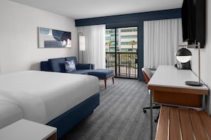Premium bedding, pillowtop beds, in-room safe, desk