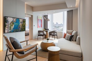 Gold Suite - Newly Renovated