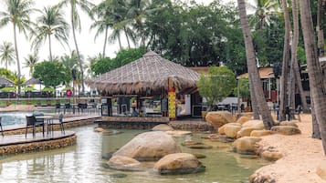 Poolside bar