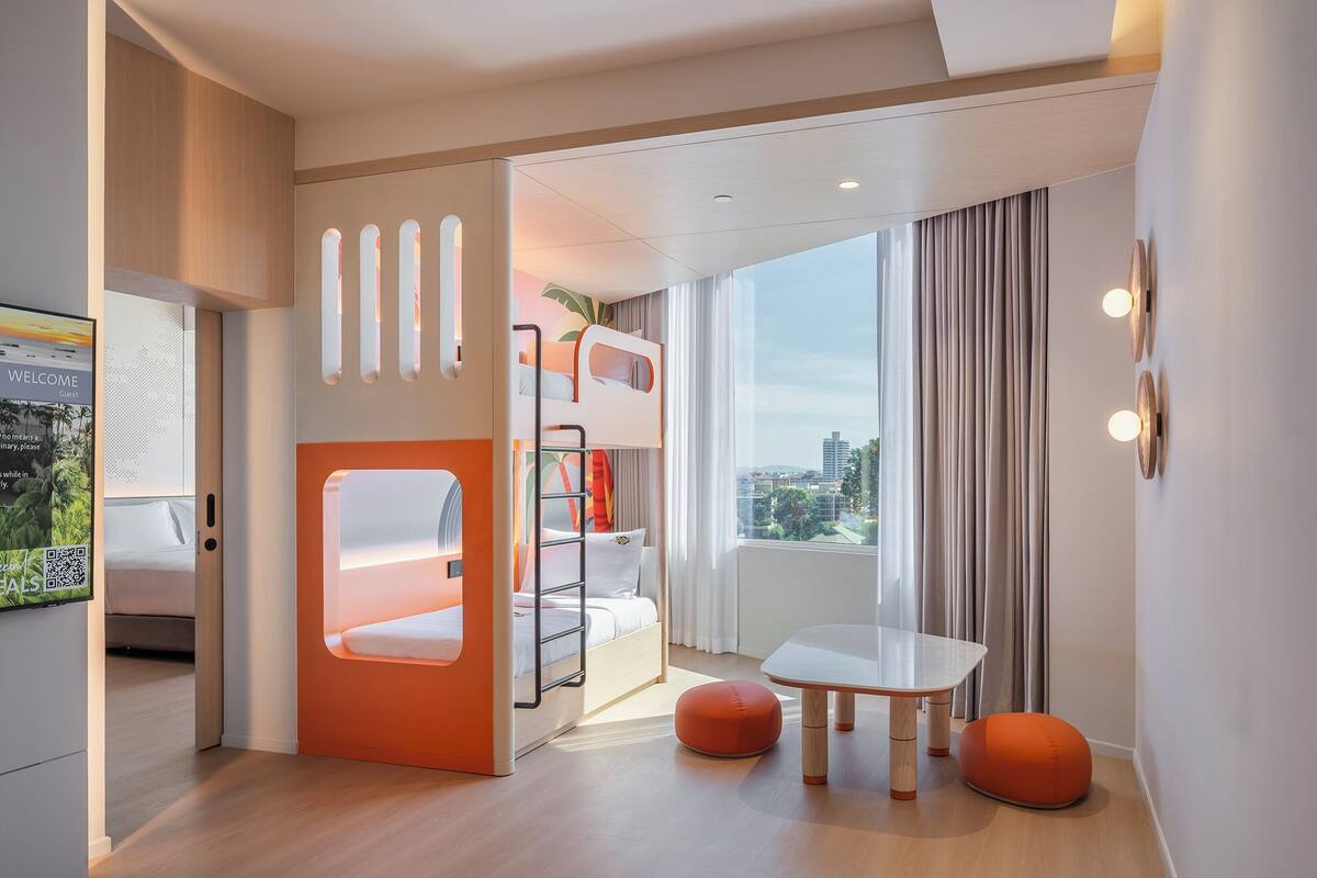 Minibar, coffre-fort, fer et planche à repasser, accès au Wi-Fi (inclus)