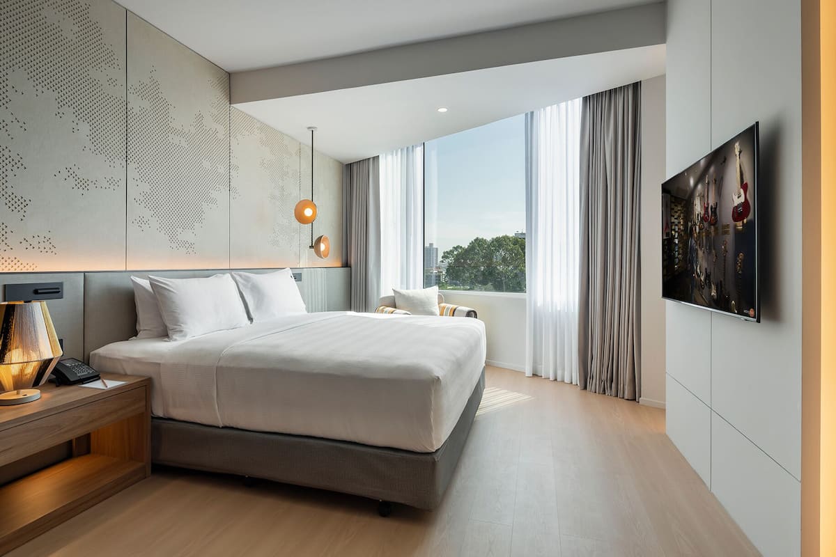 Silver Suite Family with City View - Newly Renovated | 1 Schlafzimmer, Minibar, Zimmersafe, Bügeleisen/Bügelbrett