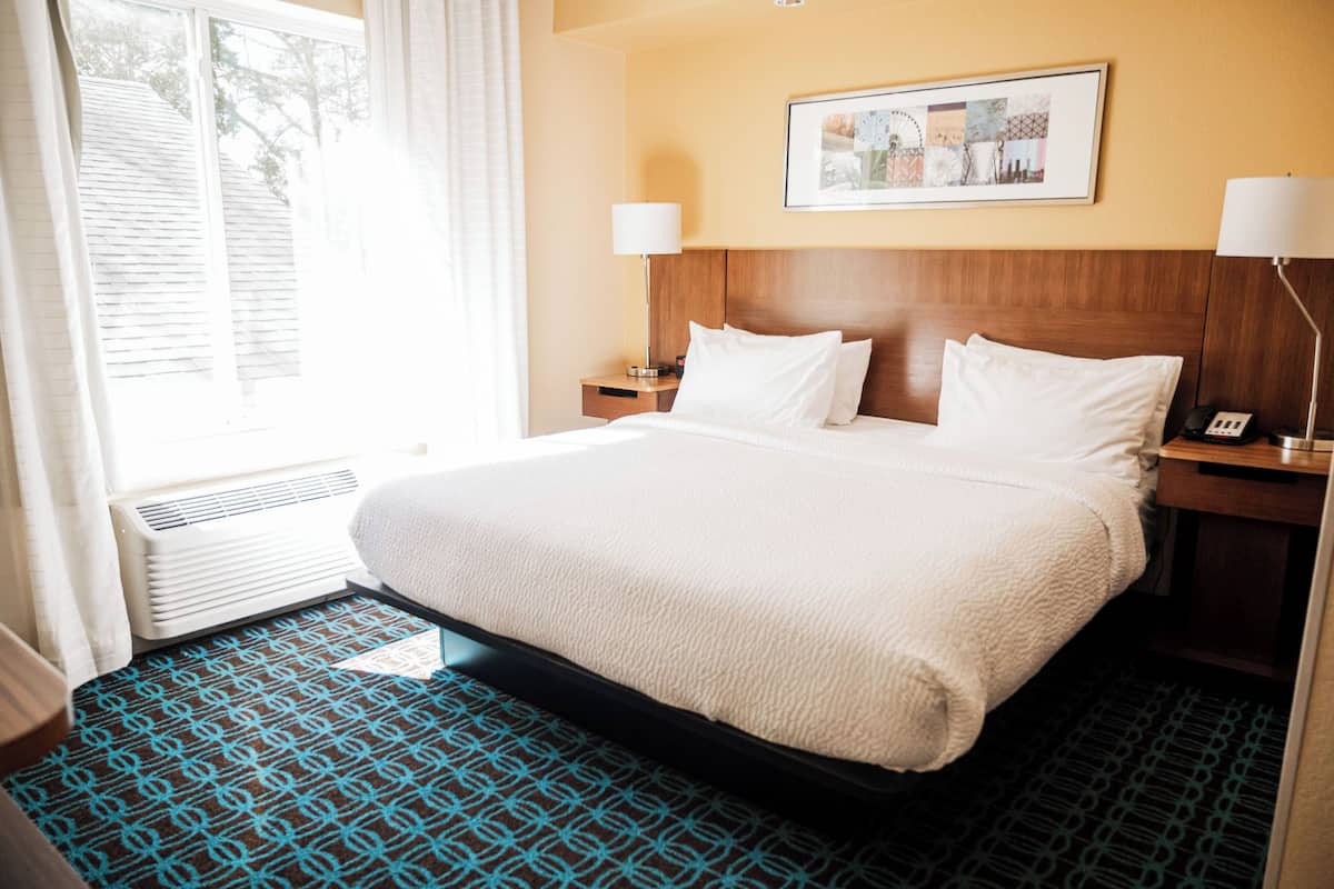 Executive-Suite, 1 King-Bett und Schlafsofa, Nichtraucher | Zimmersafe, Schreibtisch, Bügeleisen/Bügelbrett