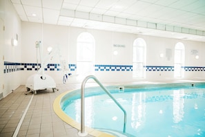 Indoor pool - Fairfield Inn & Suites by Marriott Russellville (Russellville)