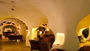 Bar lounge