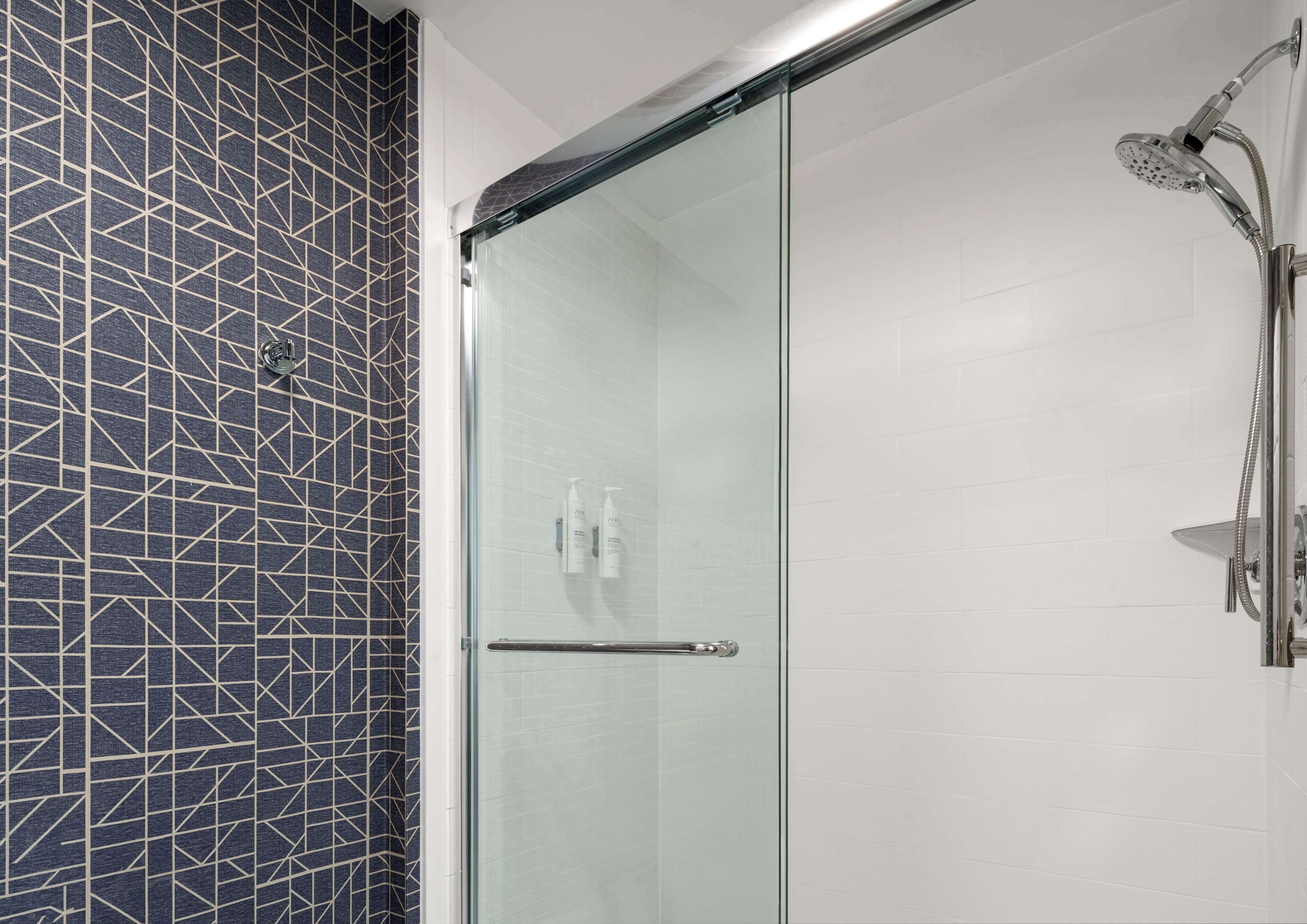 Douche de la salle de bain