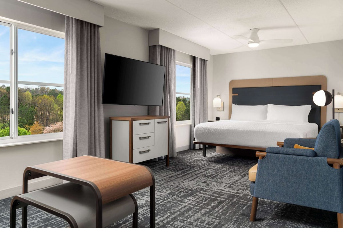 1 bedroom, in-room safe, desk, laptop workspace