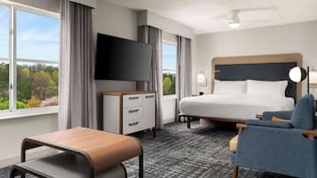 1 Schlafzimmer, Zimmersafe, Schreibtisch, laptopgeeigneter Arbeitsplatz