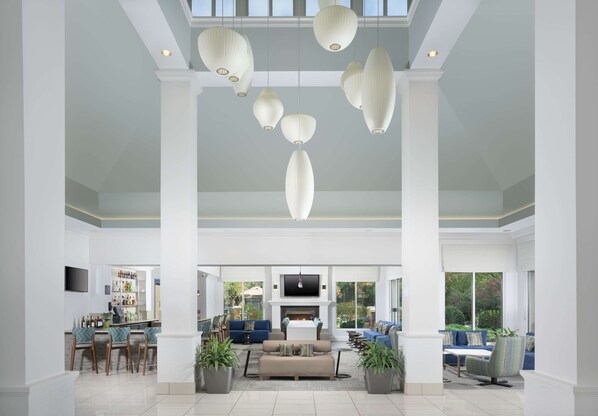 Lobby - Hilton Garden Inn Chattanooga Downtown (Chattanooga)